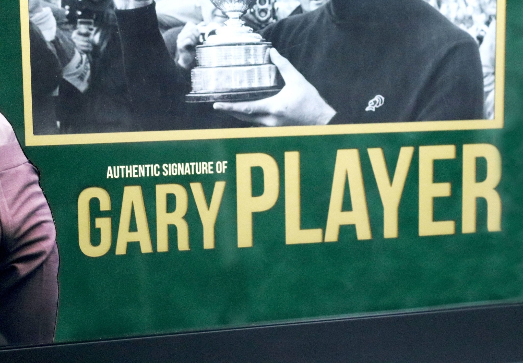 Gary Player signed Photo Framed Display - Memorabilia Framers Shop